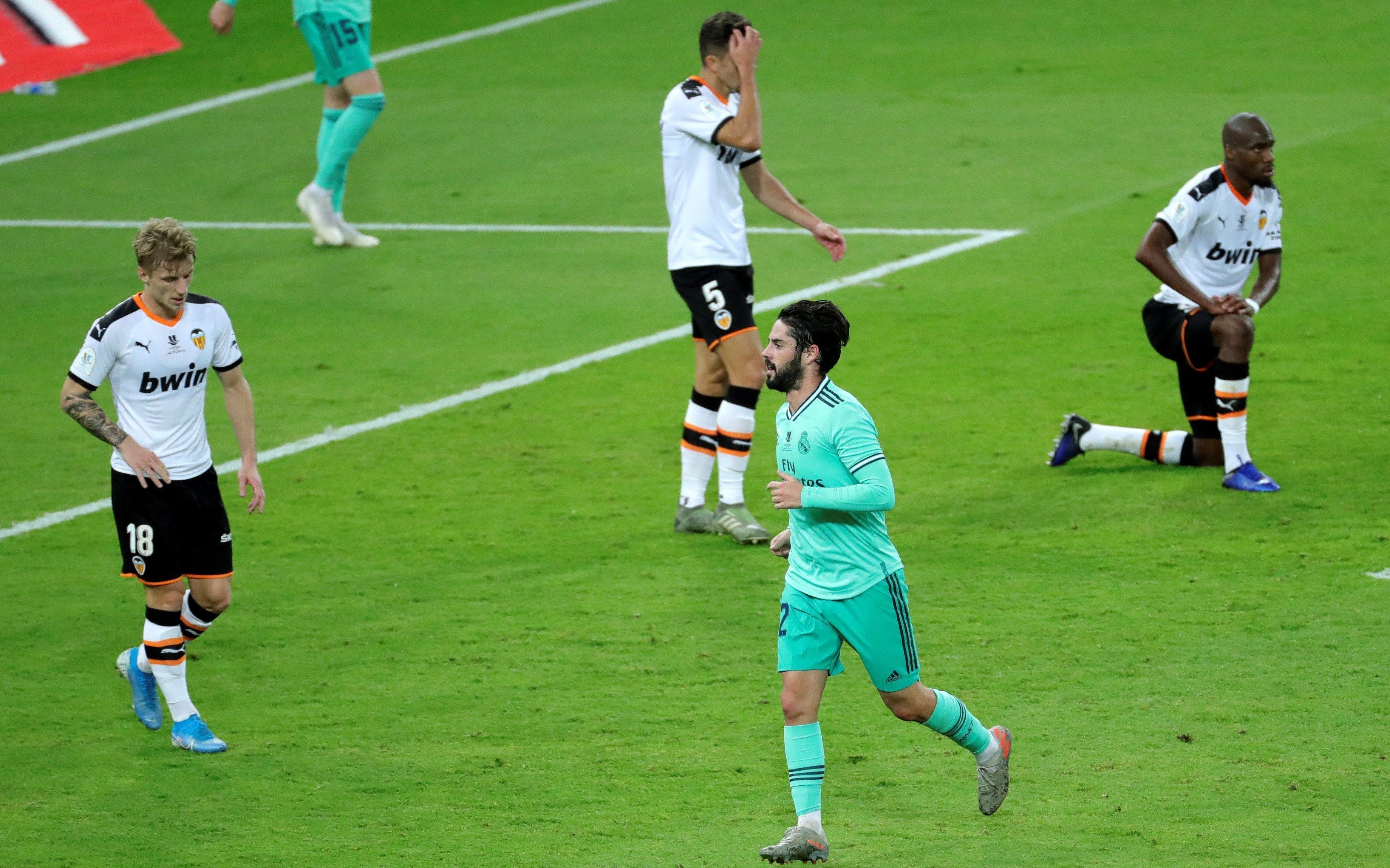 里程碑夜！瓦伦西亚临场应变，NBA总决赛今晨刷纪录，压力陡增，医务组通报恢复