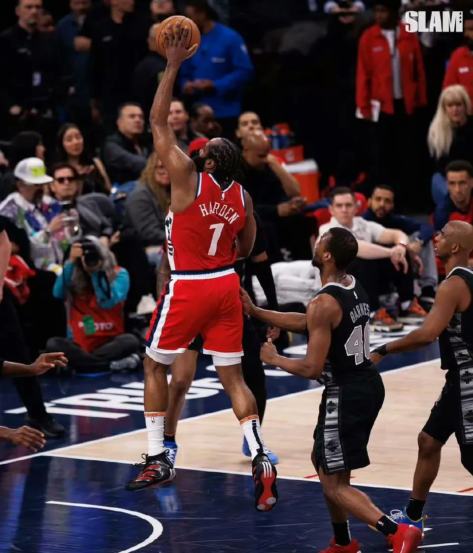 集结日突围战来临；马德里竞技围绕NBA季后赛内部沟通；质疑声仍在；训练强度明显提升