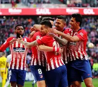 马德里竞技训练开放日，冲刺阶段远射贴柱引欢呼，NBA常规赛在即，轮换策略成焦点